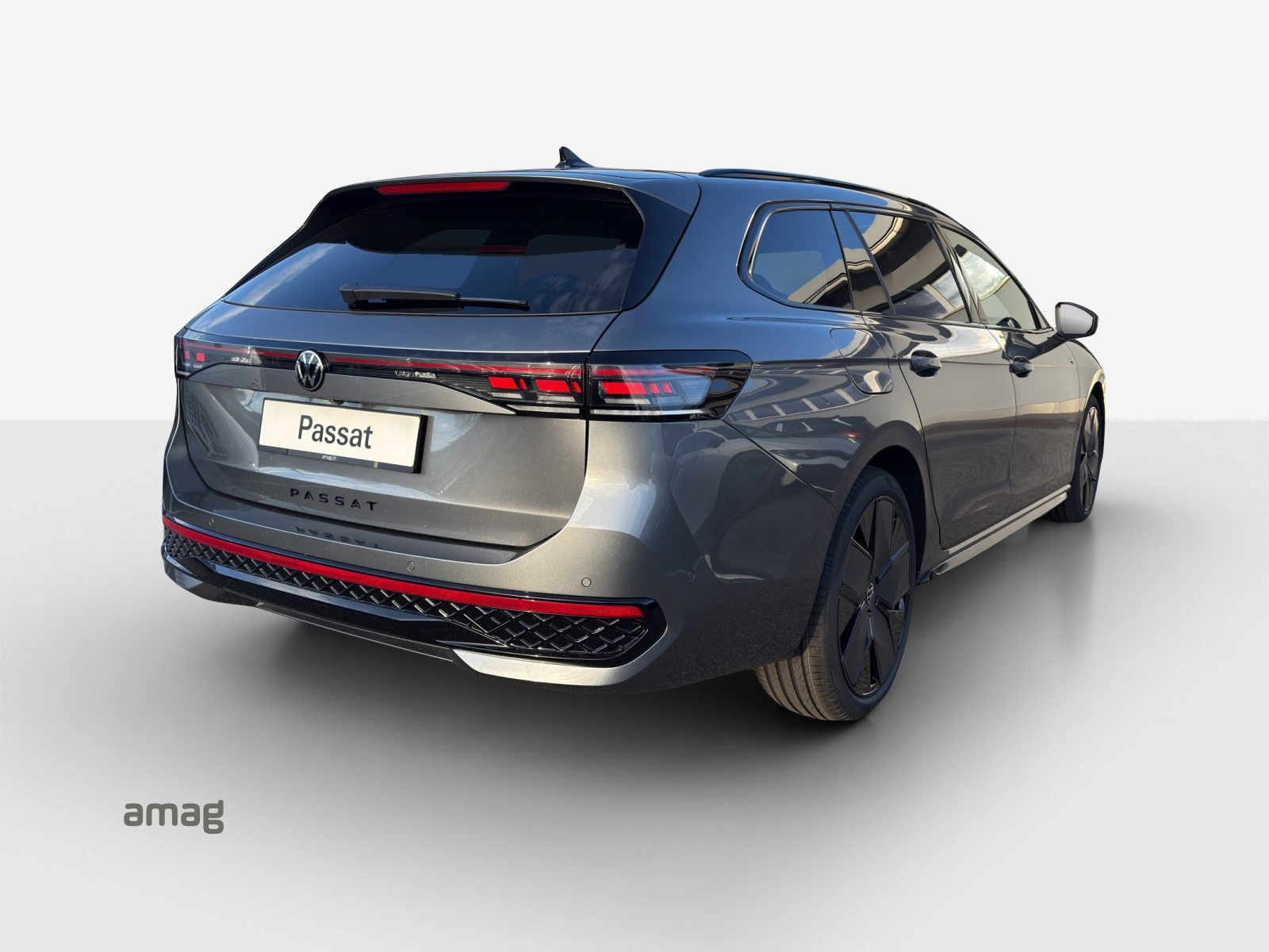 VW Passat Variant R-Line, Diesel, Neuwagen, Automatik - 5