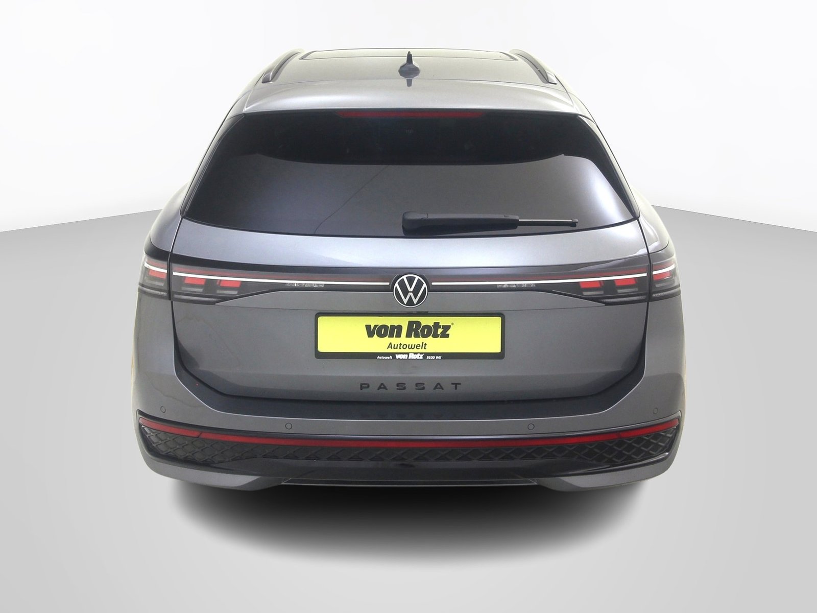 VW Passat Variant 2.0 TSI R-Line 4Motion DSG, Essence, Voiture nouvelle, Automatique - 3