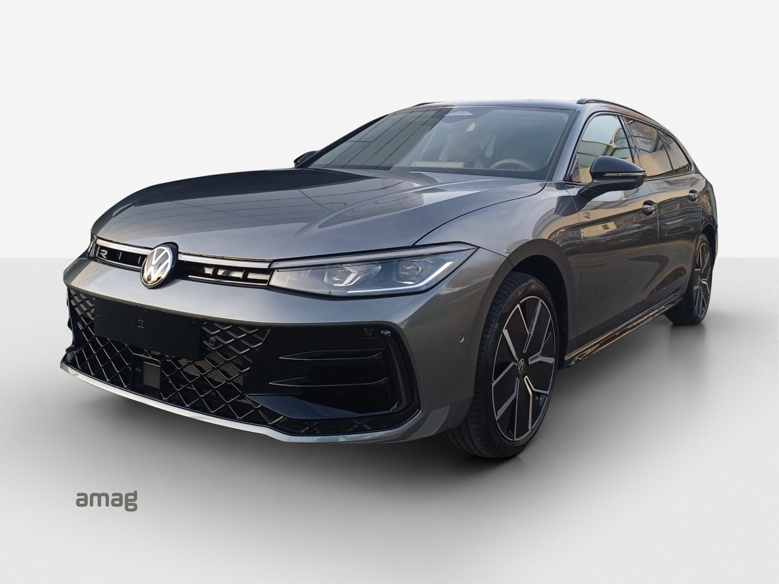 VW Passat Variant R-Line