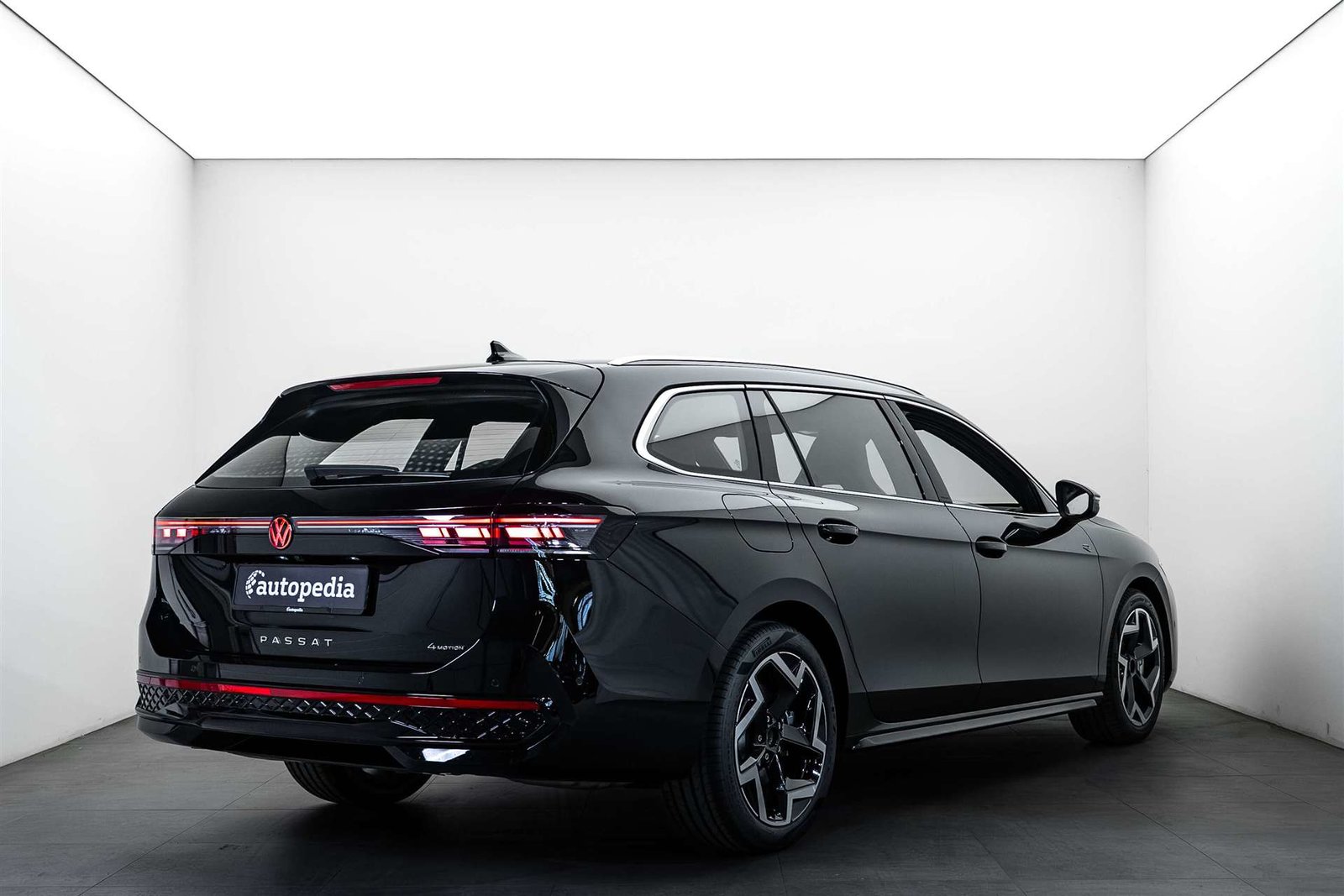 VW Passat Variant 2.0 TSi evo4 R-Line 266PS 4Motion DSG-Auto, Mild-Hybrid Benzin/Elektro, Neuwagen, Automatik - 3