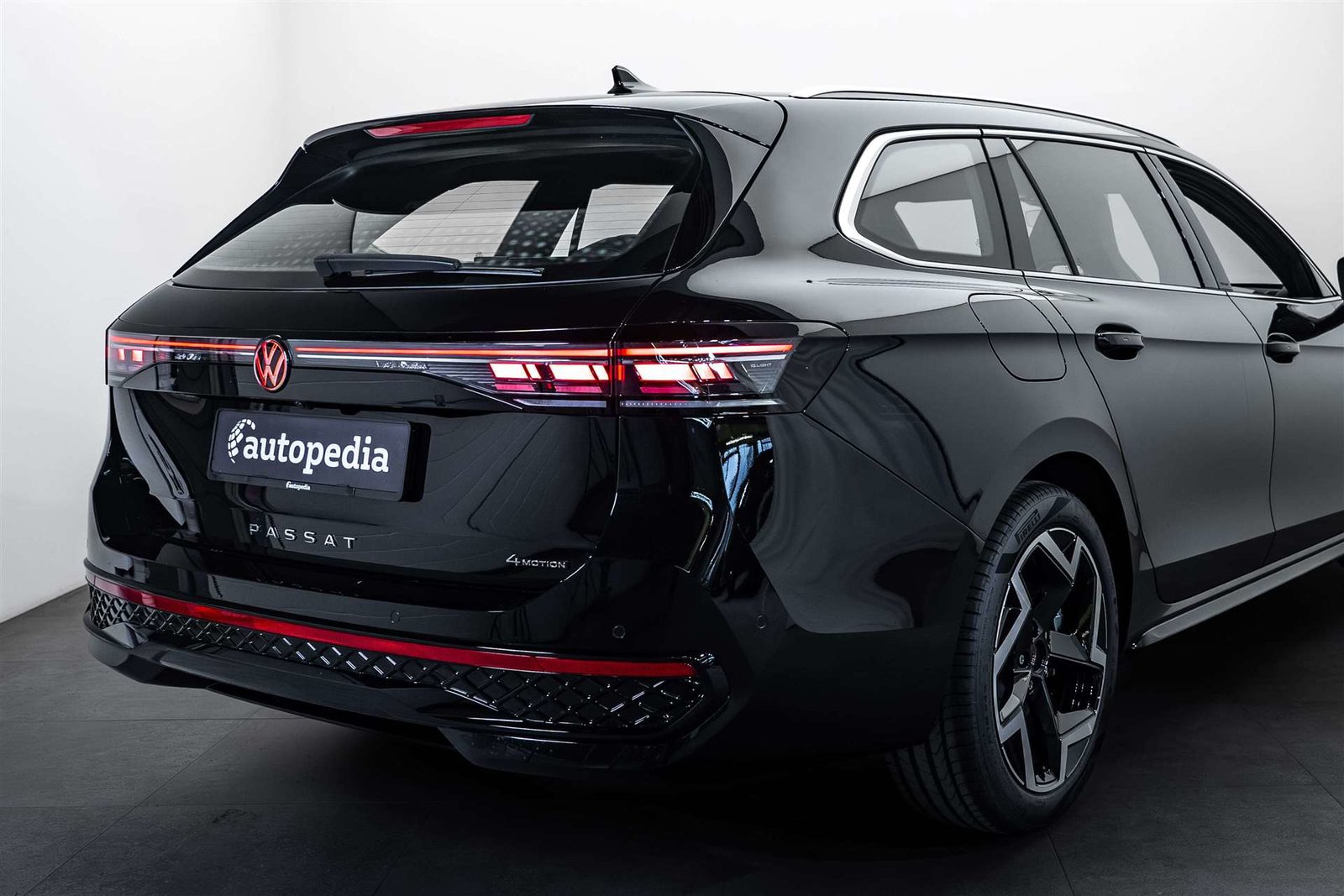 VW Passat Variant 2.0 TSi evo4 R-Line 266PS 4Motion DSG-Auto, Mild-Hybrid Benzin/Elektro, Neuwagen, Automatik - 4