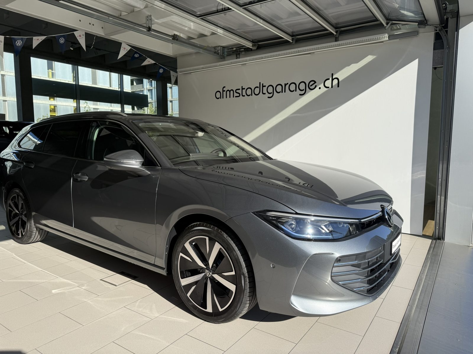 VW Passat Variant Business