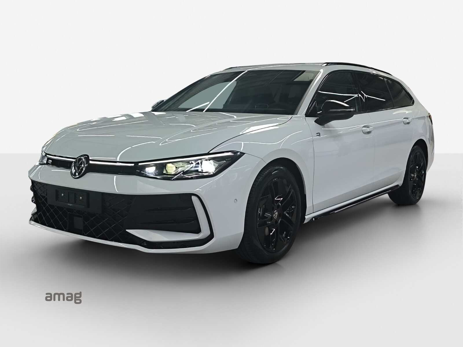 VW Passat Variant R-Line
