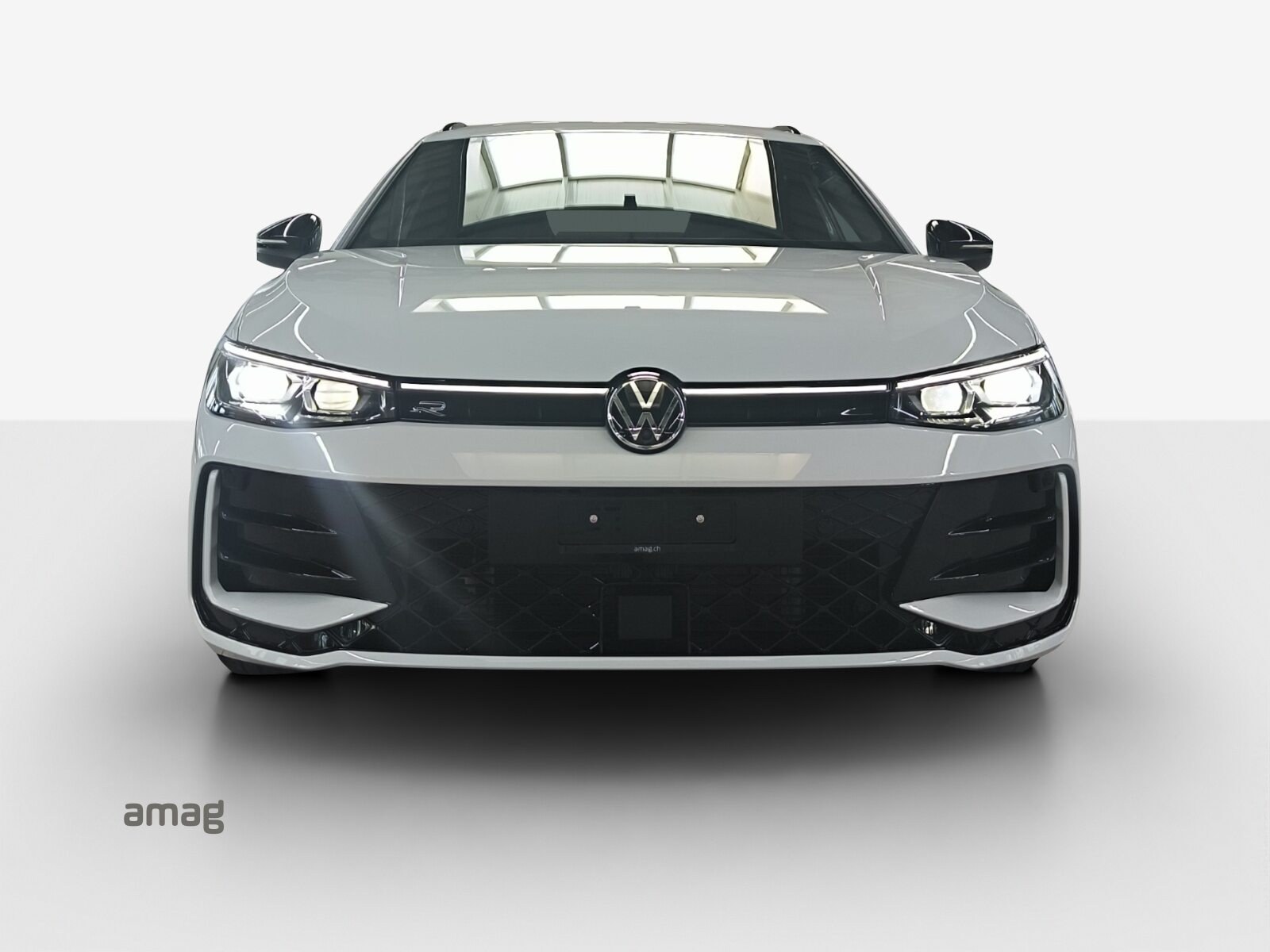 VW Passat Variant R-Line, Diesel, New car, Automatic - 7