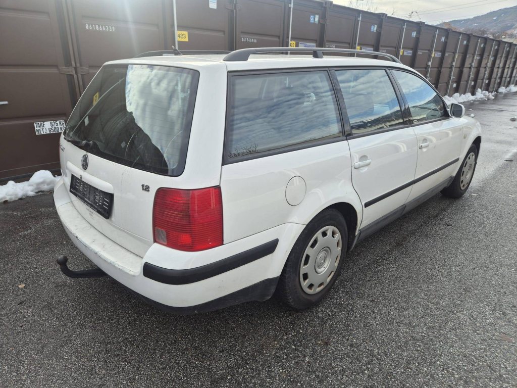 VW PASSAT VARIANT 1.8 20V, Benzina, Occasioni / Usate, Automatico - 4