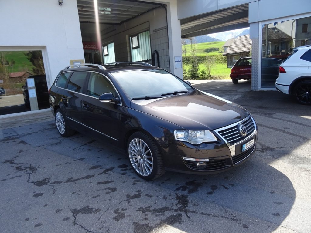 VW PASSAT VARIANT 3.2 FSI Highline DSG 4mot., Benzin, Occasion / Gebraucht, Automatik - 2