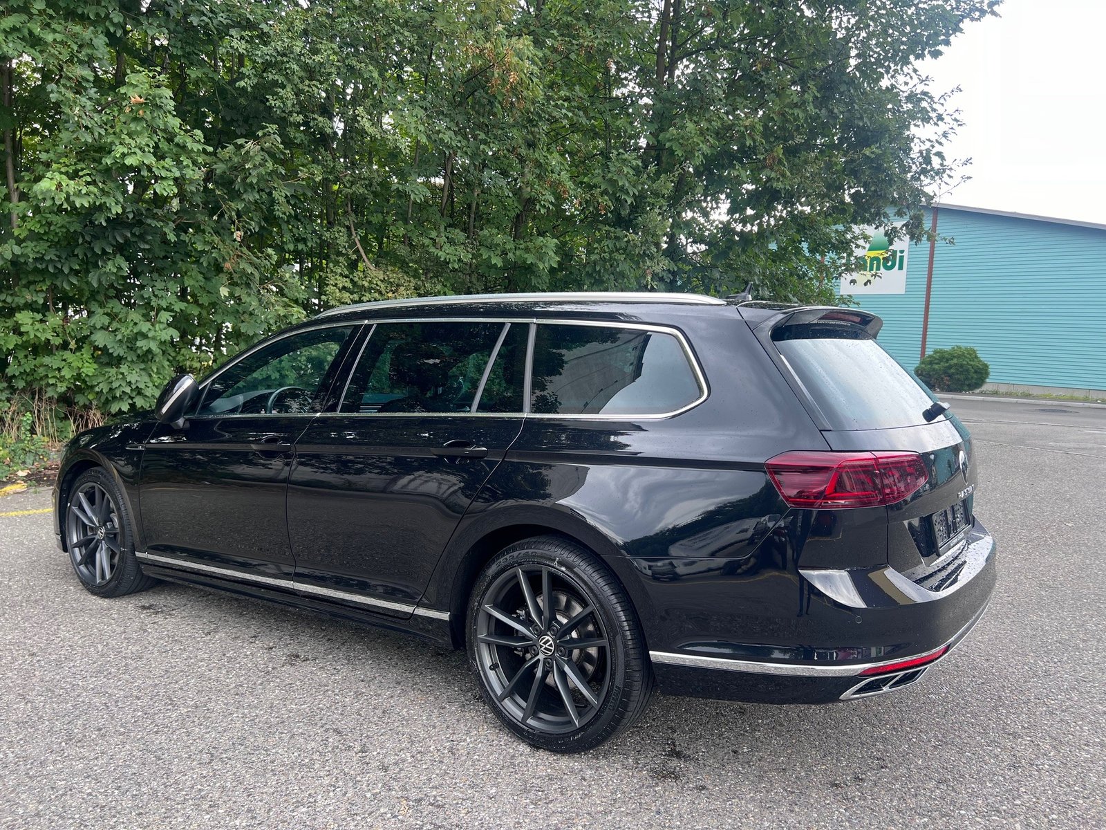 VW Passat Variant 2.0 TSI R-Line 4Motion DSG, Essence, Occasion / Utilisé, Automatique - 3