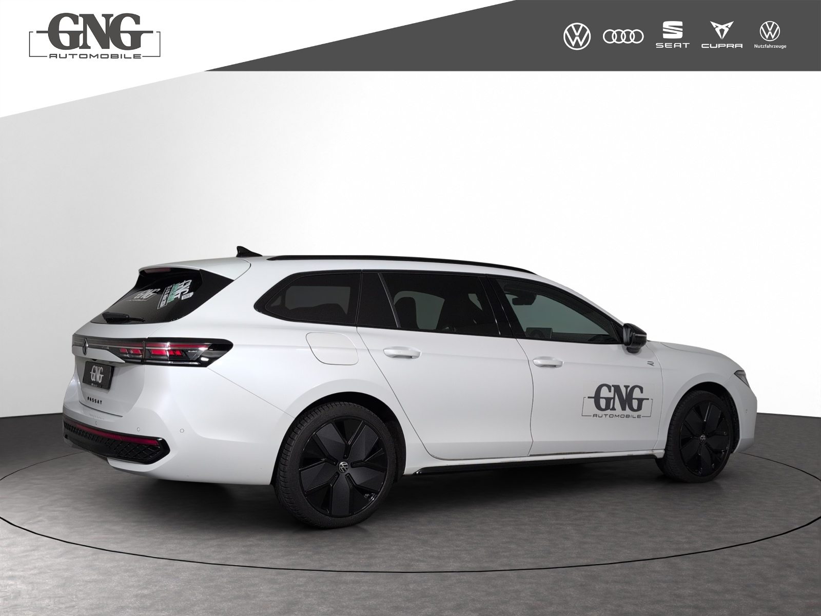 VW Passat Variant NF R-Line, Hybride Intégral Essence/Électricité, Occasion / Utilisé, Automatique - 3