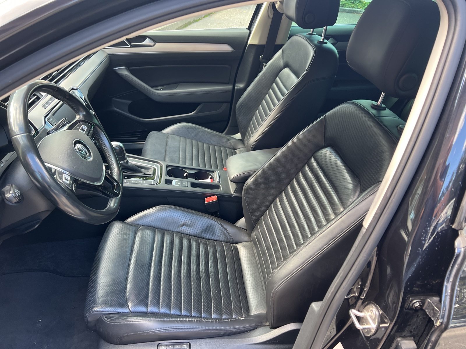 VW NEW Passat Variant Highline, Diesel, Occasion / Utilisé, Automatique - 7