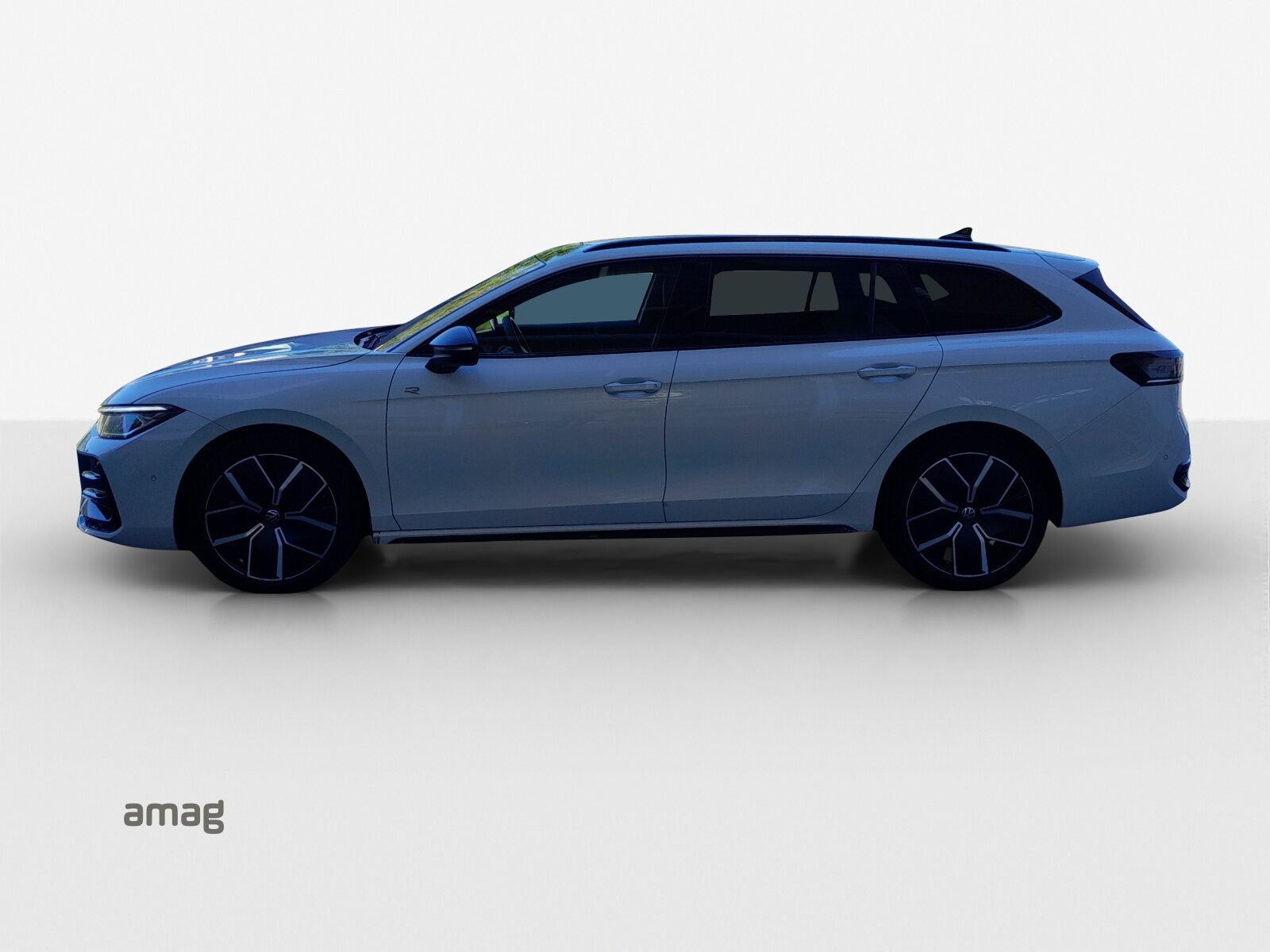 VW Passat Variant NF R-Line, Diesel, Occasioni / Usate, Automatico - 2