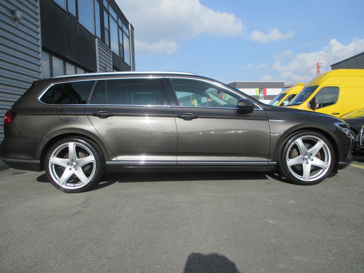 VW Passat Variant 2.0 TDI BMT High. DSG 4Motion, Diesel, Occasioni / Usate, Automatico - 4