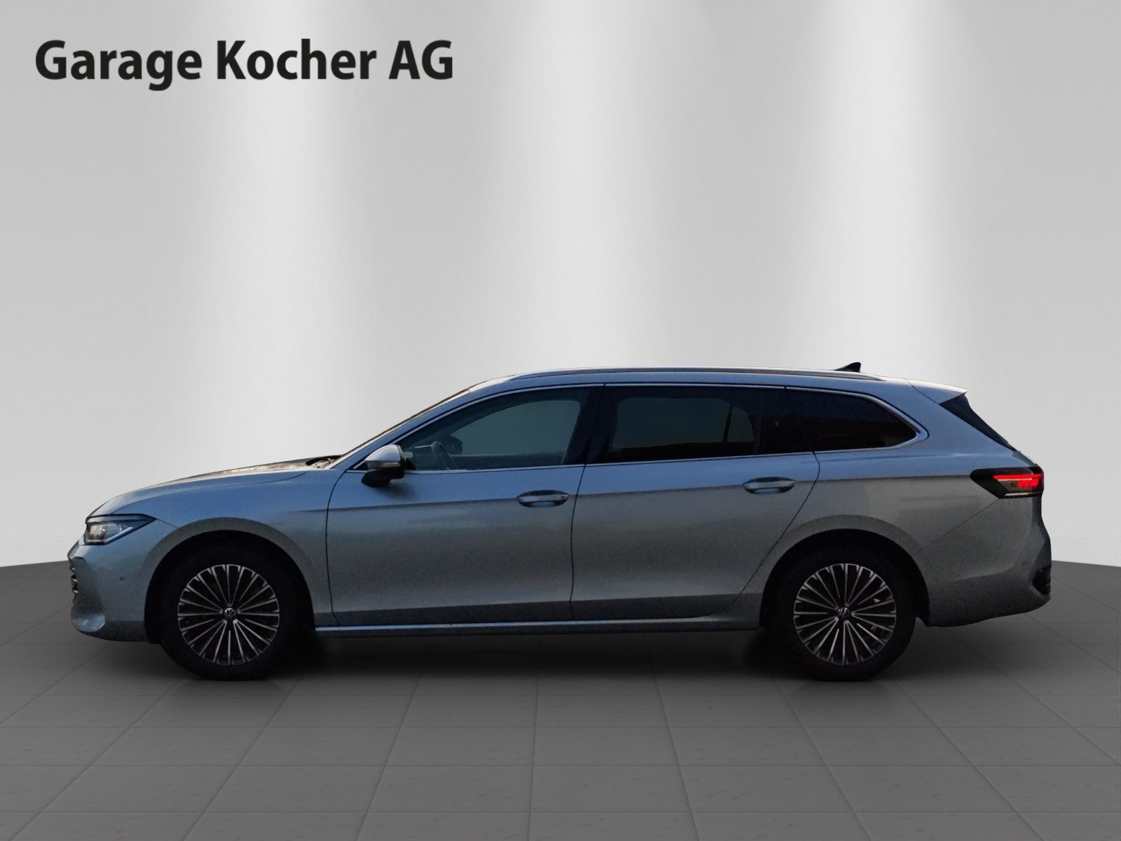 VW Passat Variant NF Elegance, Petrol, Second hand / Used, Automatic - 3