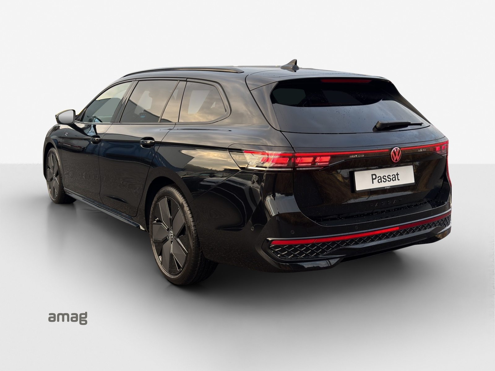 VW Passat Variant R-Line, Diesel, Occasion / Utilisé, Automatique - 3