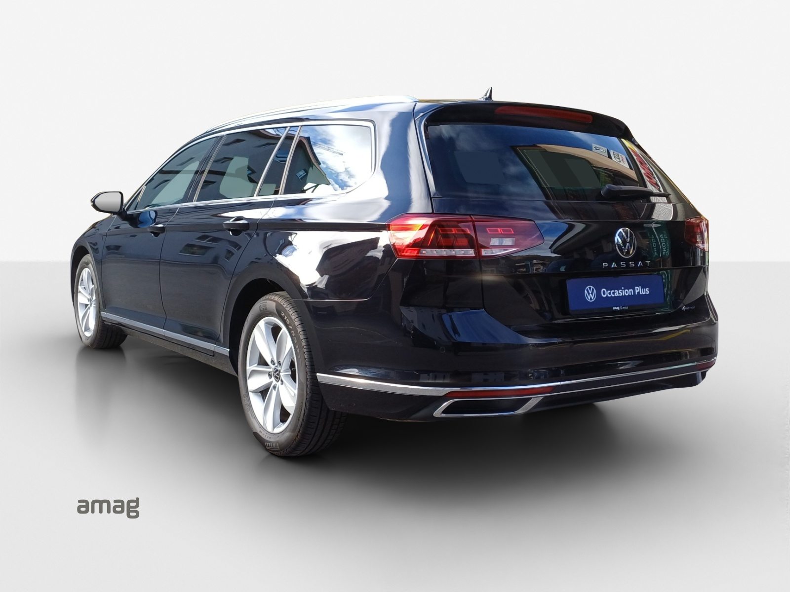 VW Passat Variant Elegance, Diesel, Second hand / Used, Automatic - 3