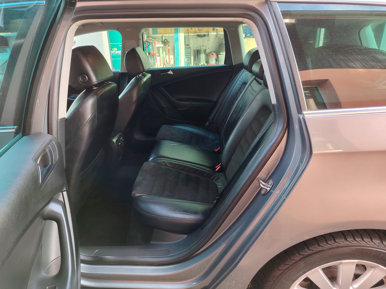 VW Passat Variant 2.0 TDI Comfortline, Diesel, Second hand / Used, Automatic - 7