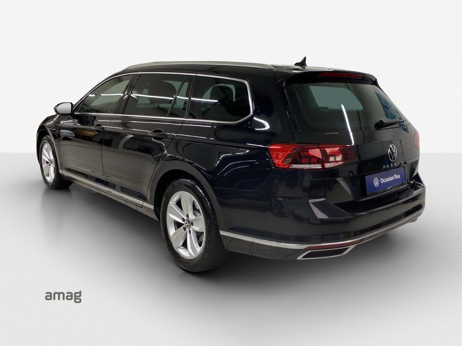 VW Passat Variant Elegance, Diesel, Occasion / Gebraucht, Automatik - 3