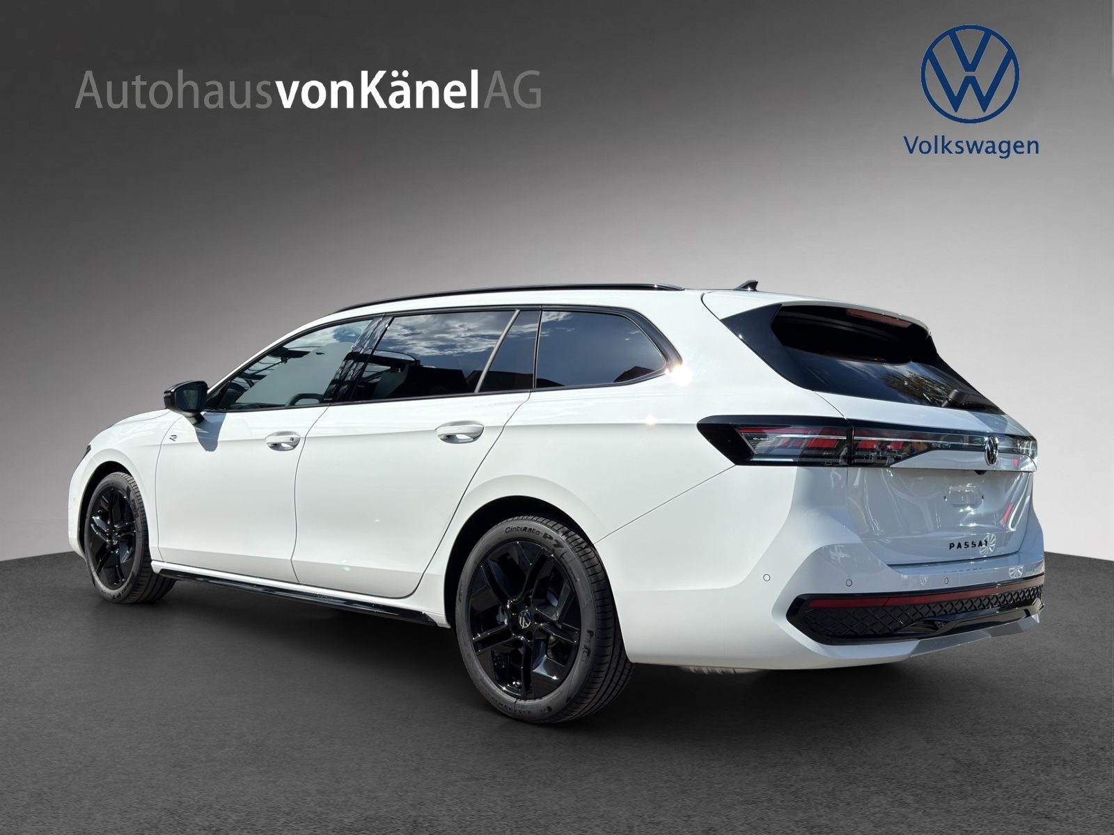VW Passat Variant NF R-Line, Essence, Occasion / Utilisé, Automatique - 3