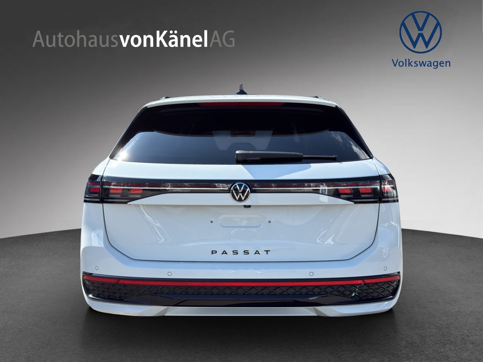 VW Passat Variant NF R-Line, Essence, Occasion / Utilisé, Automatique - 5