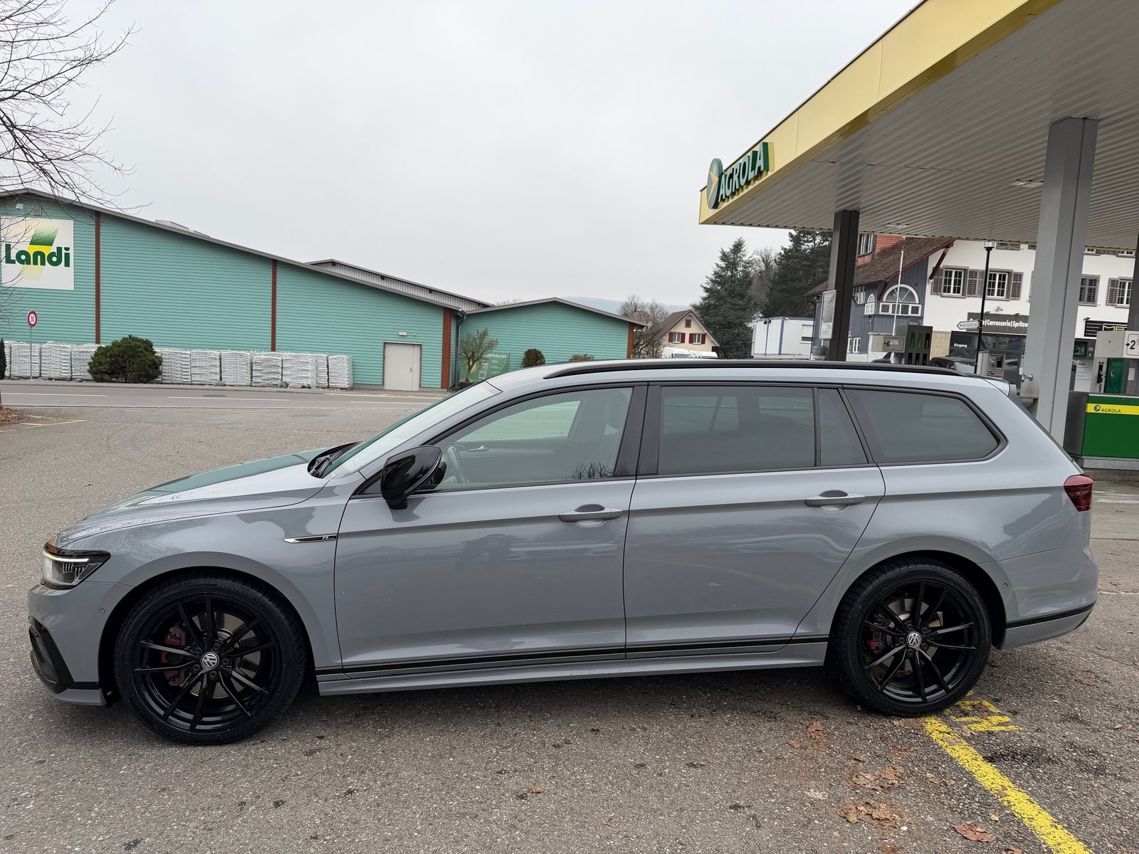 VW Passat Variant 2.0 TSI R-Line Edition 4Motion DSG, Essence, Occasion / Utilisé, Automatique - 2