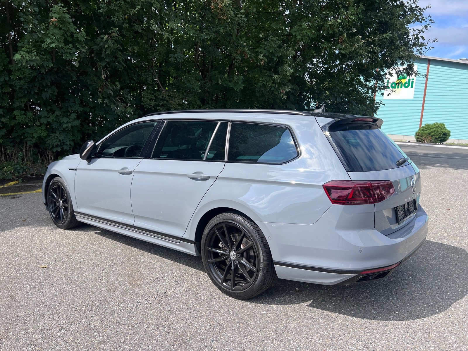 VW Passat Variant 2.0 TSI R-Line Edition 4Motion DSG, Essence, Occasion / Utilisé, Automatique - 3