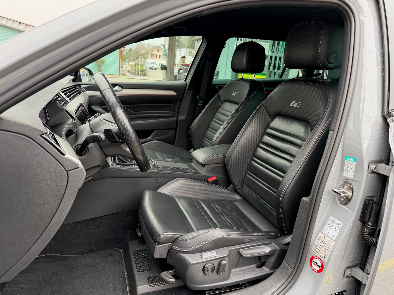 VW Passat Variant 2.0 TSI R-Line Edition 4Motion DSG, Essence, Occasion / Utilisé, Automatique - 5