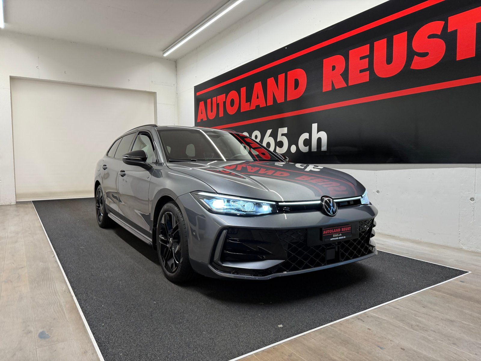VW Passat Variant 2.0 TDI evo R-Line 4 Motion DSG, Diesel, Occasion / Gebraucht, Automatik - 3