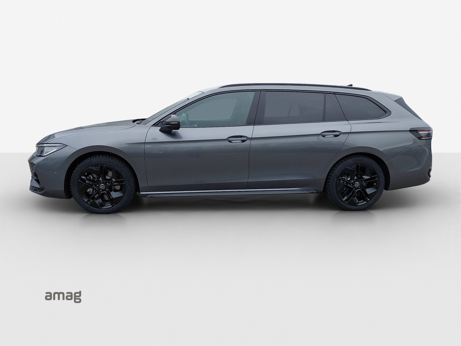 VW Passat Variant R-Line, Benzin, Occasion / Gebraucht, Automatik - 2