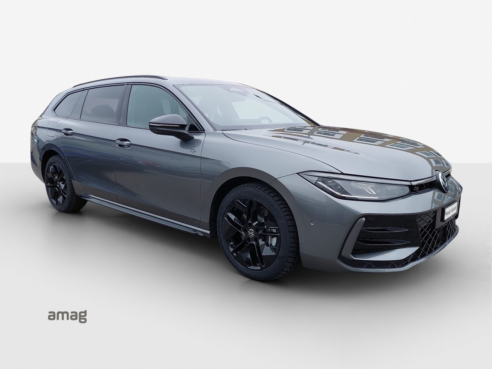 VW Passat Variant R-Line, Benzin, Occasion / Gebraucht, Automatik - 6