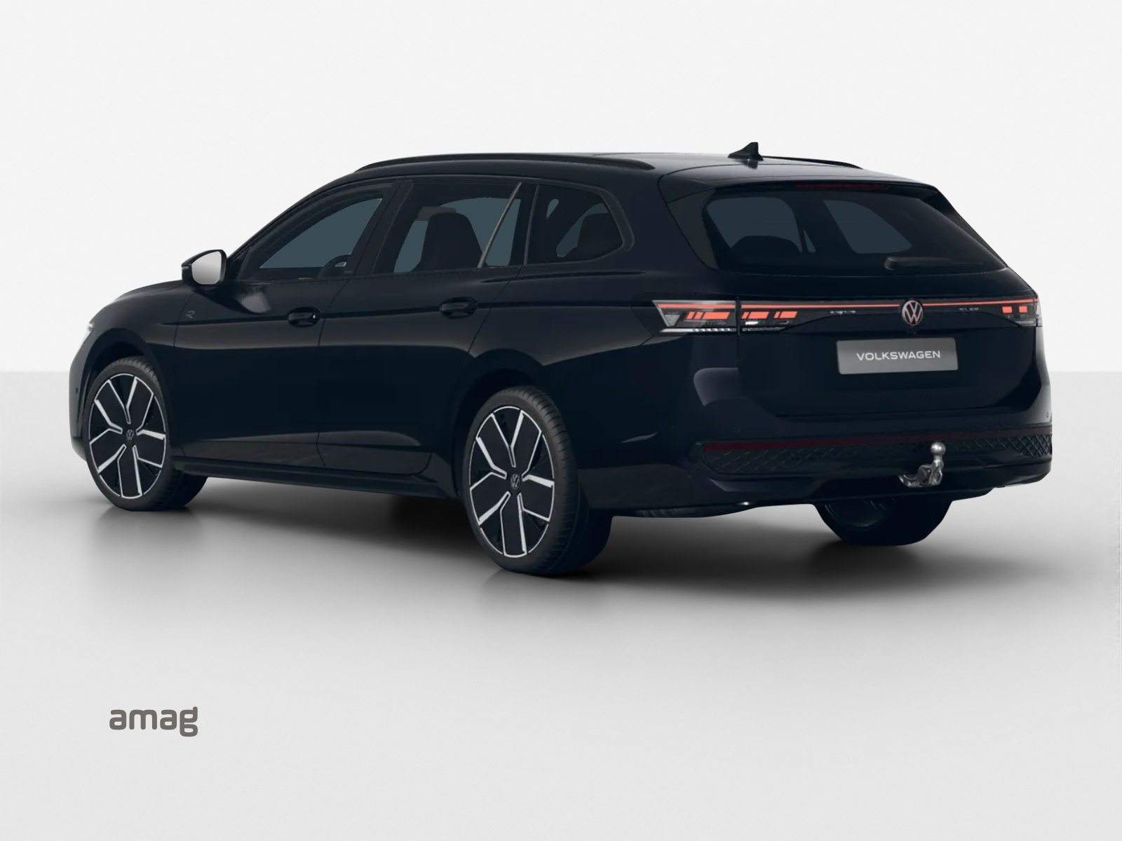 VW Passat Variant R-Line, Petrol, Second hand / Used, Automatic - 3