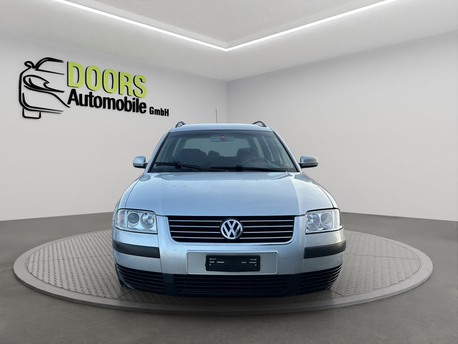 VW Passat Variant 1.9 TDI Highline, Diesel, Second hand / Used, Manual - 3