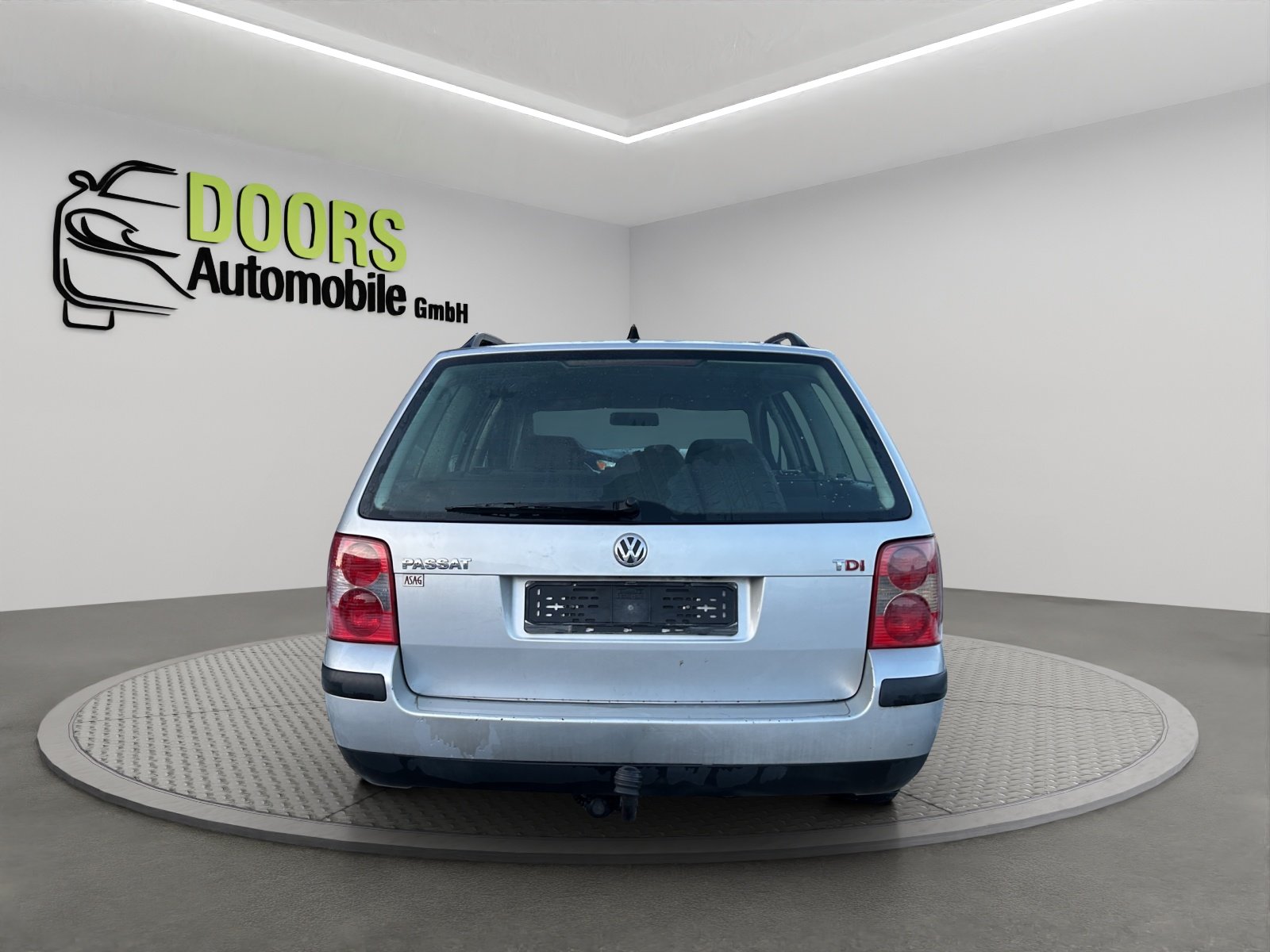 VW Passat Variant 1.9 TDI Highline, Diesel, Second hand / Used, Manual - 5