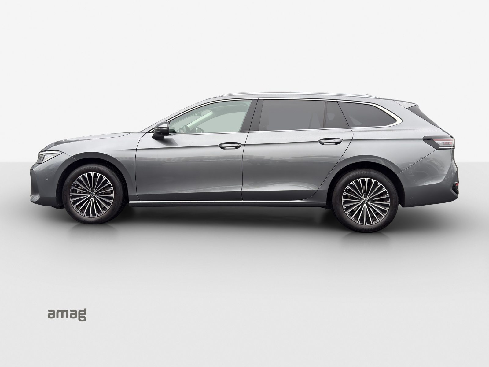 VW Passat Variant NF Elegance, Diesel, Occasioni / Usate, Automatico - 2