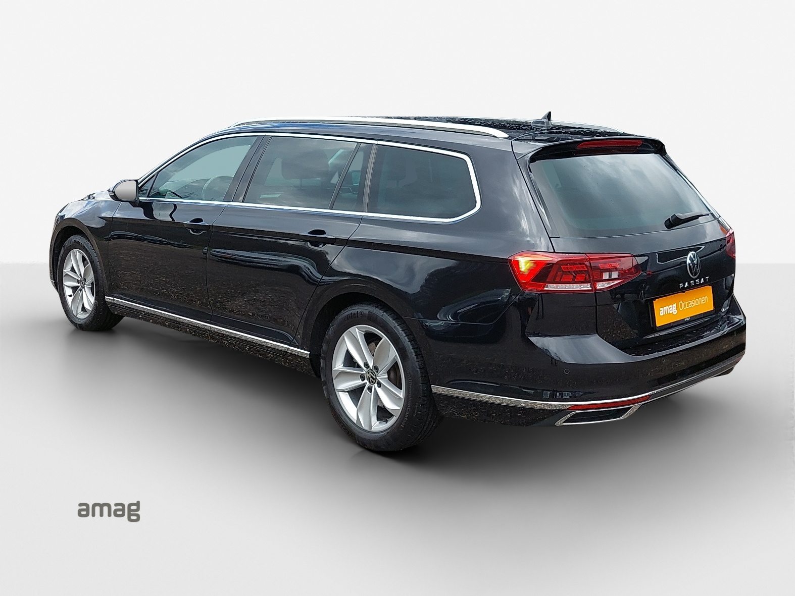VW Passat Variant Elegance, Diesel, Second hand / Used, Automatic - 3