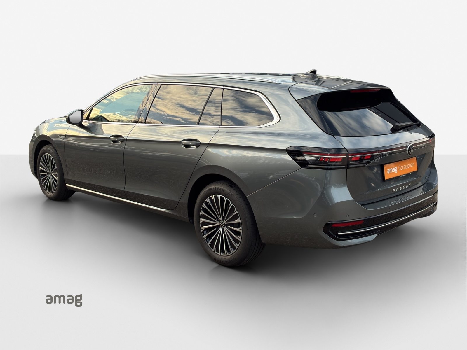 VW Passat Variant NF Elegance, Diesel, Occasion / Utilisé, Automatique - 3