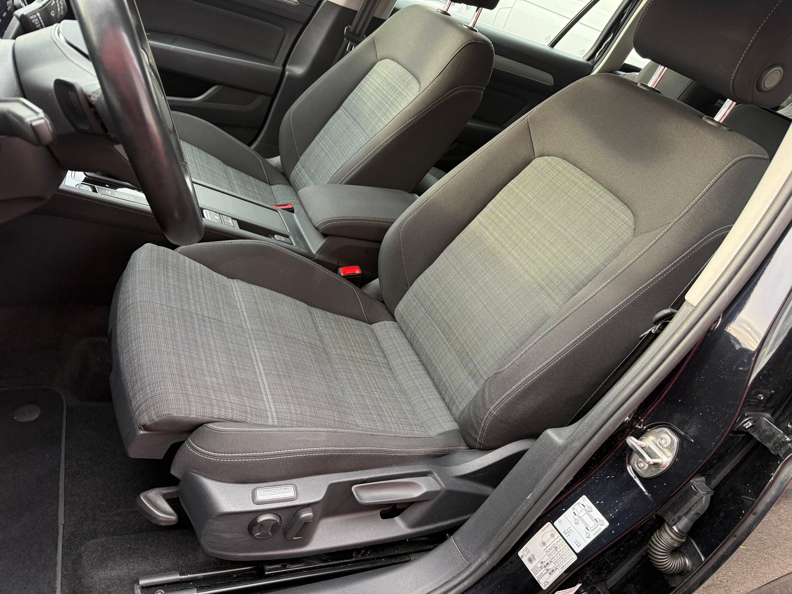 VW Passat Variant 2.0 TDI Business DSG, Diesel, Occasion / Utilisé, Automatique - 4