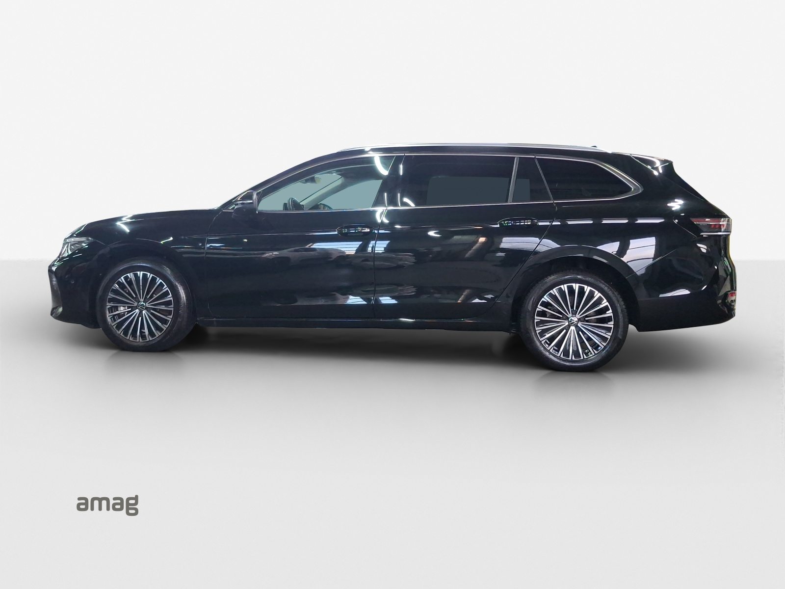 VW Passat Variant NF Elegance, Diesel, Second hand / Used, Automatic - 2