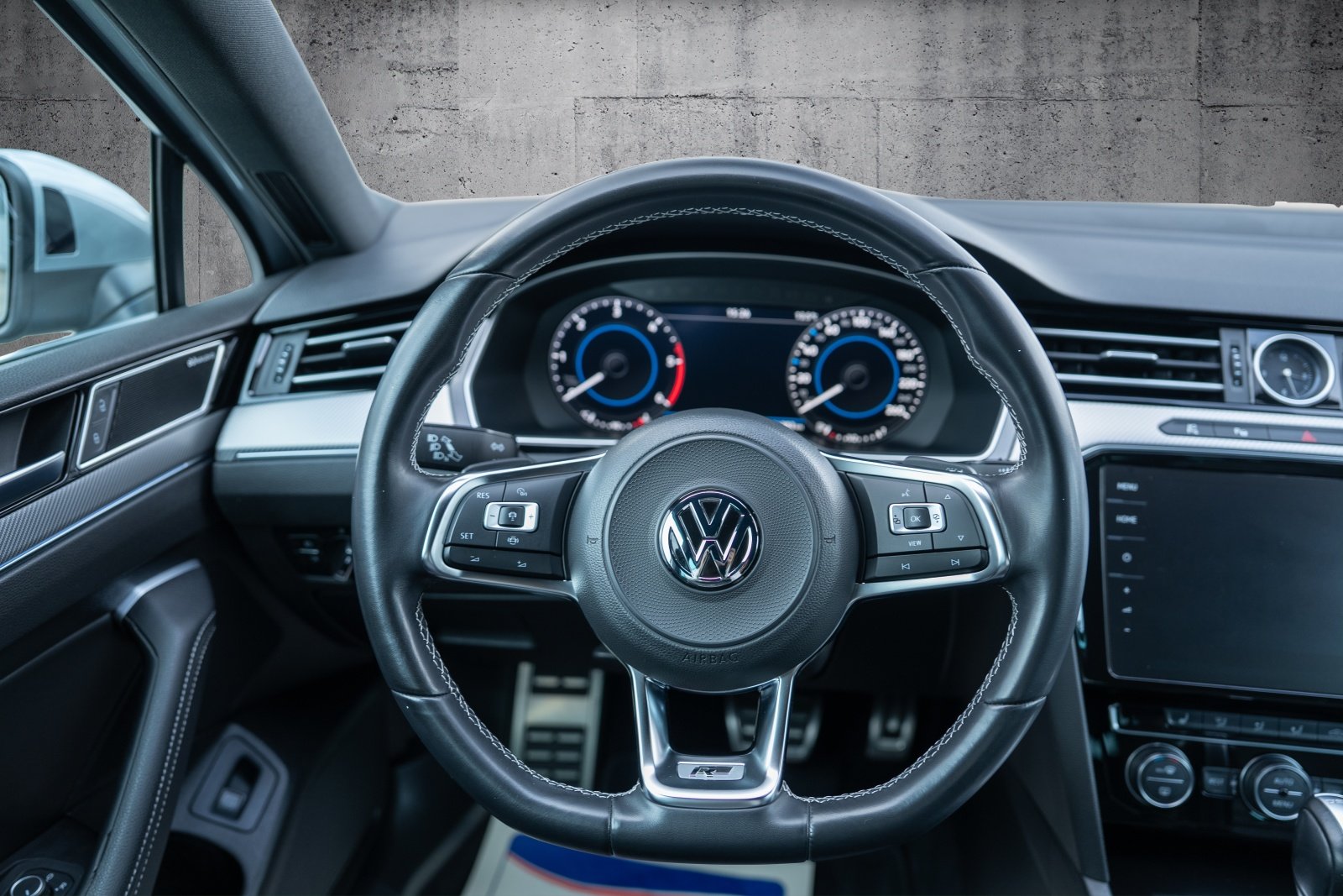 VW Passat Variant 2.0 TDI R-Line DSG, Diesel, Occasion / Utilisé, Automatique - 7