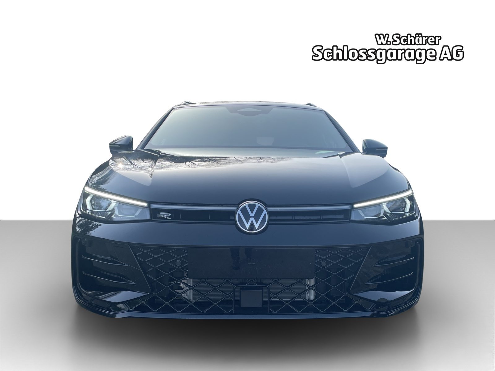 VW Passat Variant R-Line, Petrol, Second hand / Used, Automatic - 2