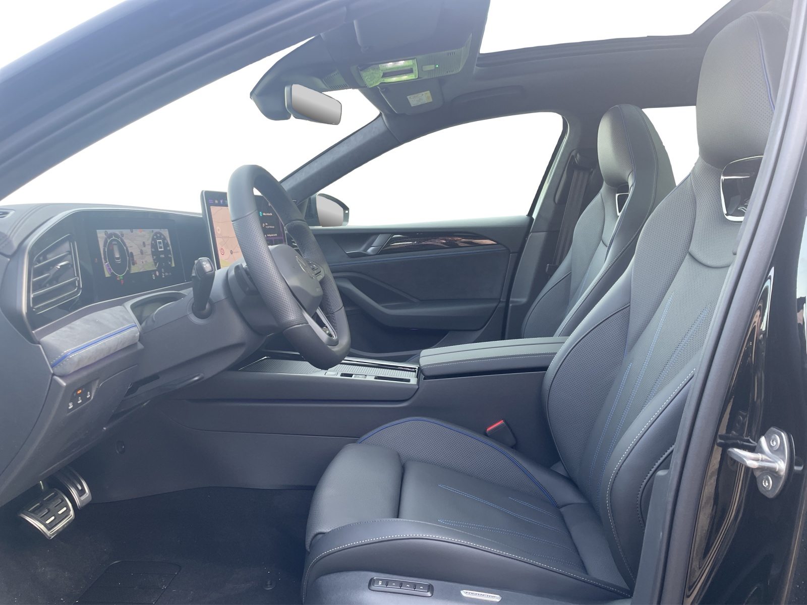 VW Passat Variant R-Line, Petrol, Second hand / Used, Automatic - 7