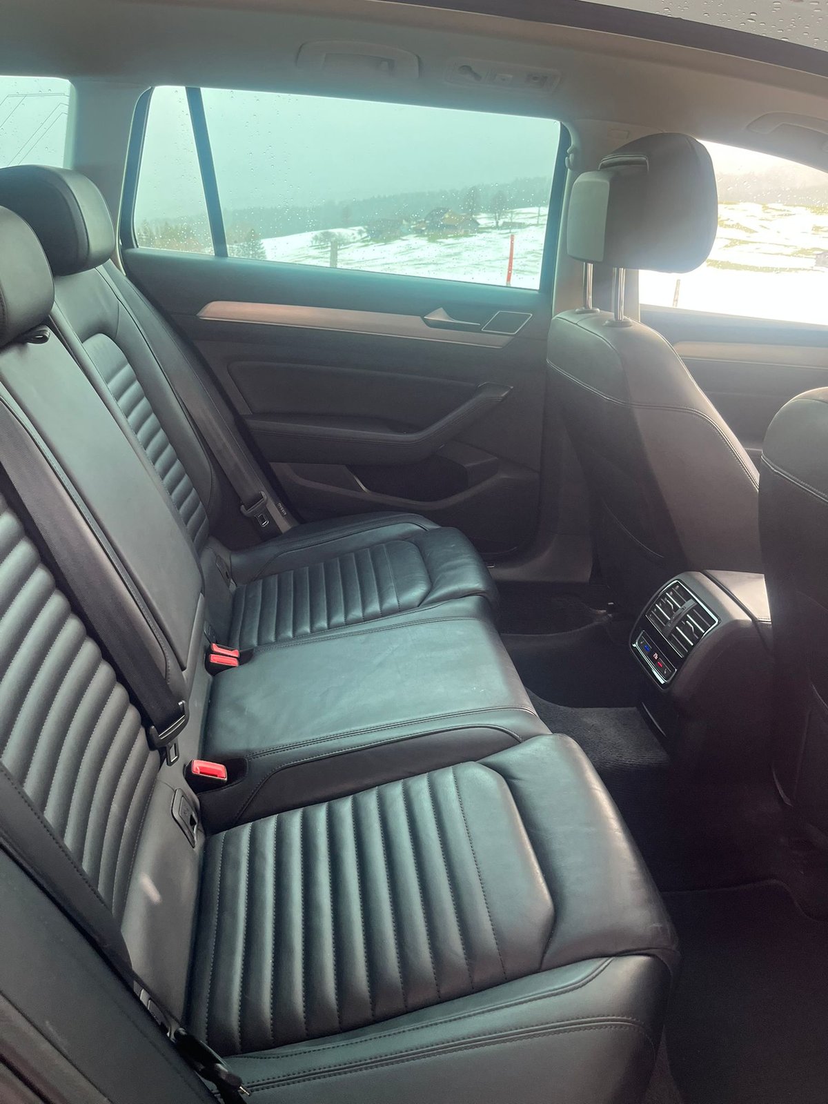 VW Passat Variant 2.0 TSI BMT Highline 4Motion DSG, Benzin, Occasion / Gebraucht, Automatik - 6
