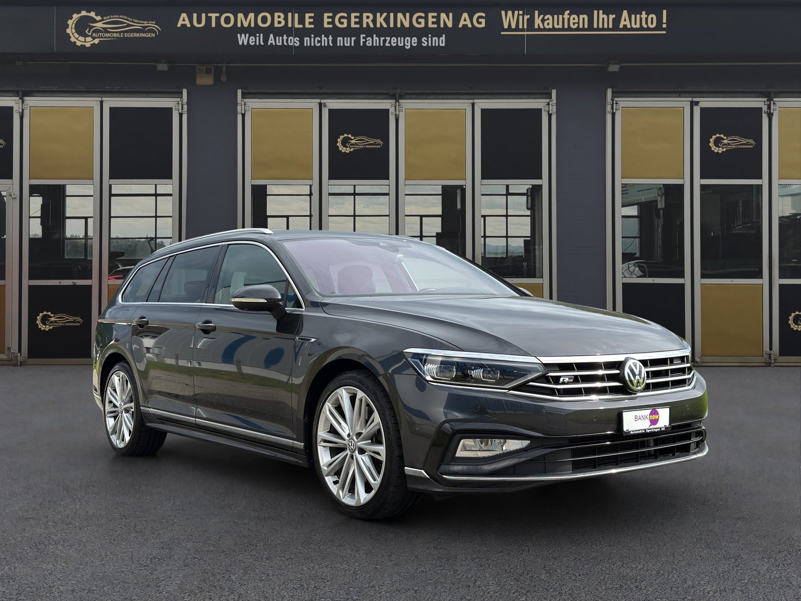 VW Passat Variant 2.0 TSI R-Line Edition 4Motion DSG, Petrol, Second hand / Used, Automatic - 3