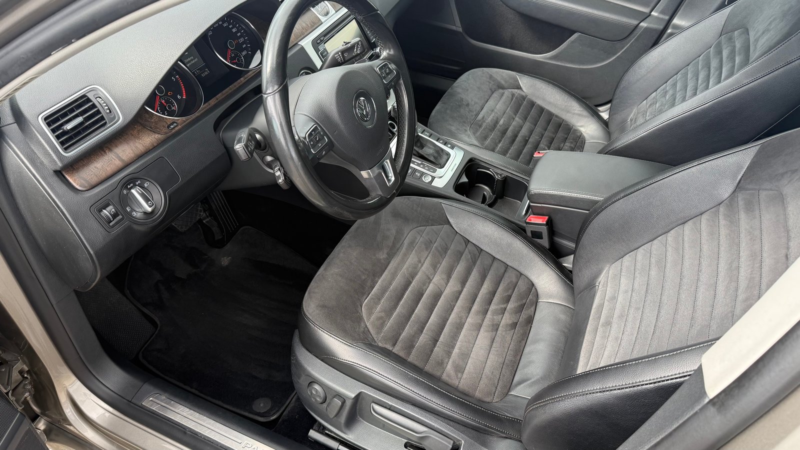 VW Passat Variant 2.0 TDI BMT Highline 4MDSG, Diesel, Occasion / Utilisé, Automatique - 2