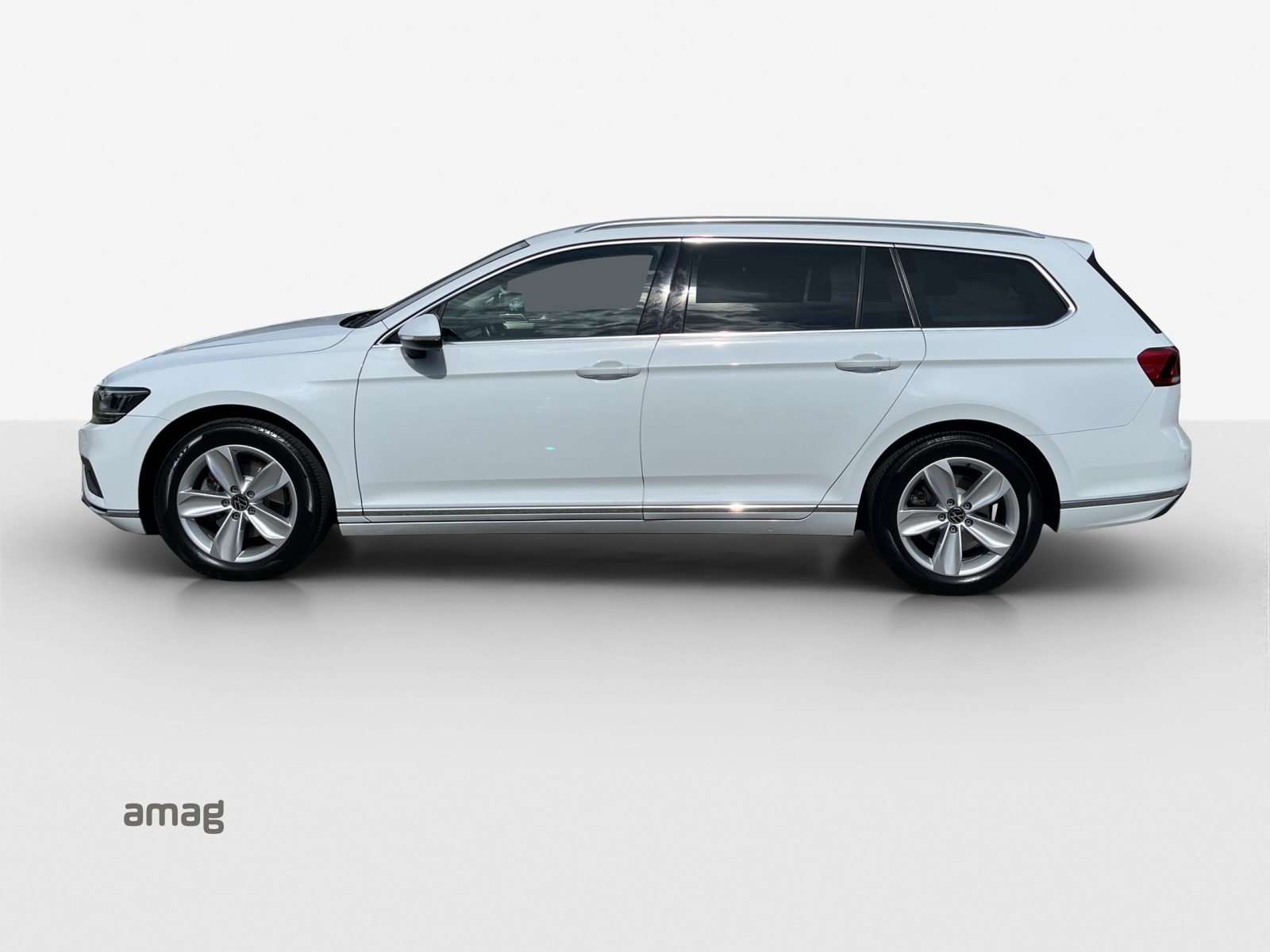 VW Passat Variant Elegance, Diesel, Second hand / Used, Automatic - 2