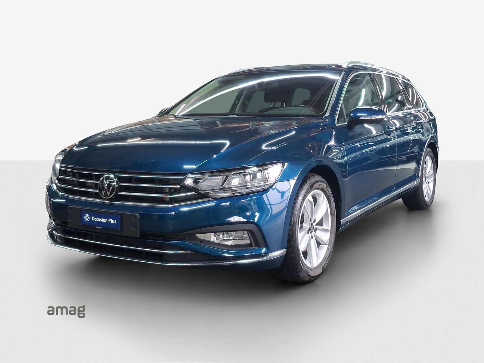 VW Passat Variant Elegance