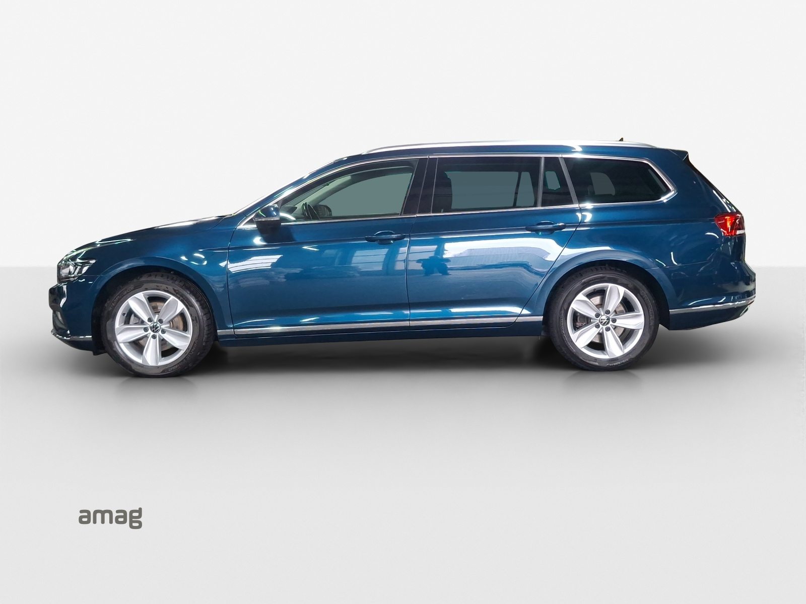 VW Passat Variant Elegance, Diesel, Second hand / Used, Automatic - 2