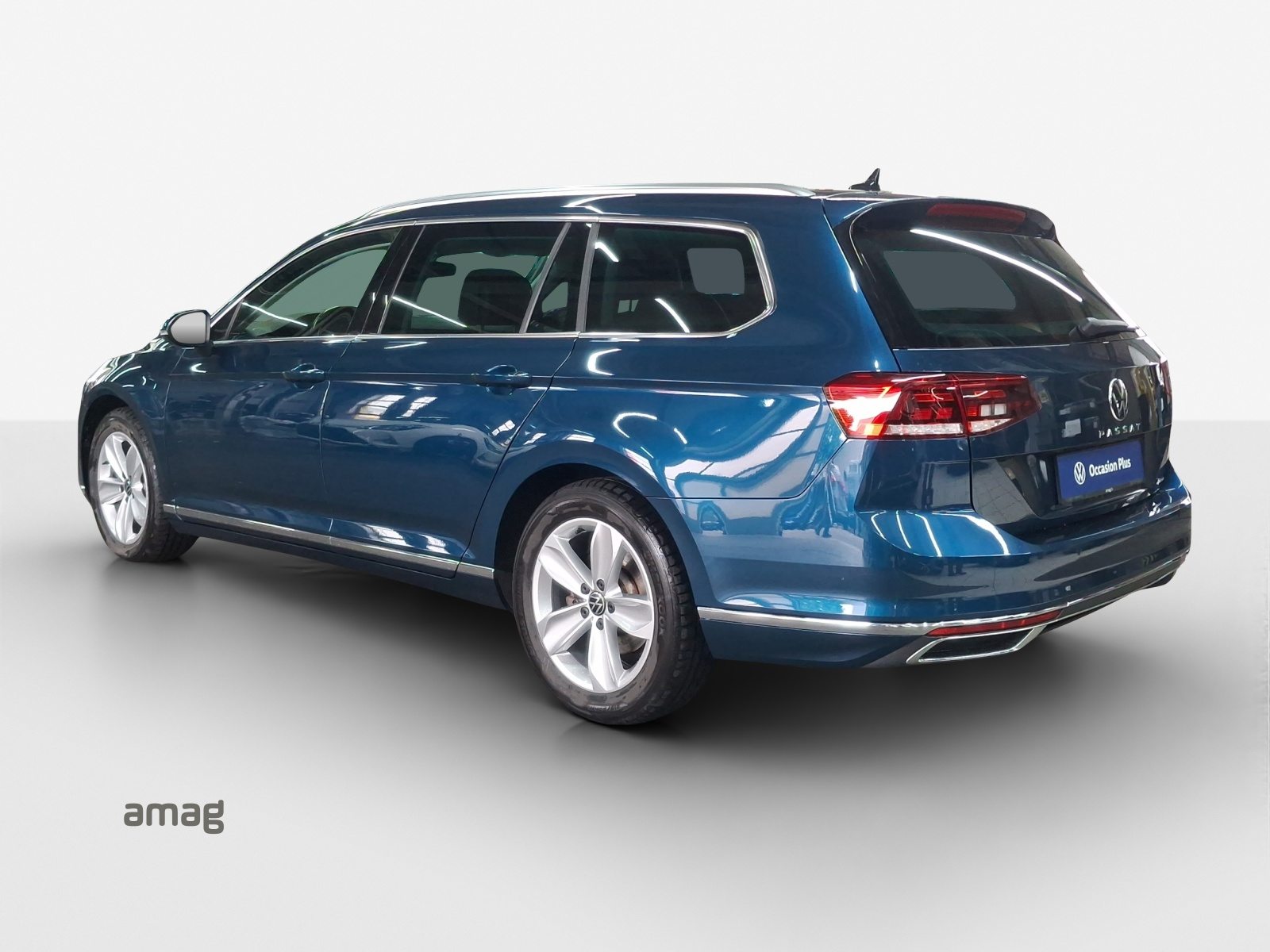 VW Passat Variant Elegance, Diesel, Second hand / Used, Automatic - 3