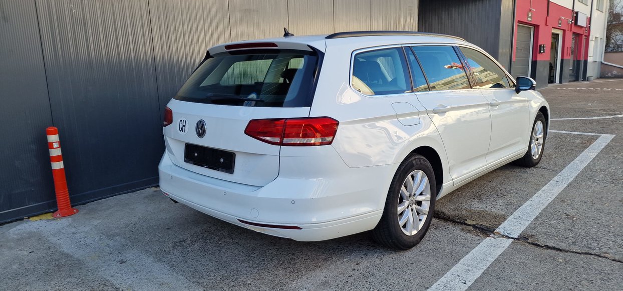VW Passat Variant 2.0 TDI BMT Family DSG 4Motion, Diesel, Occasion / Gebraucht, Automatik - 7