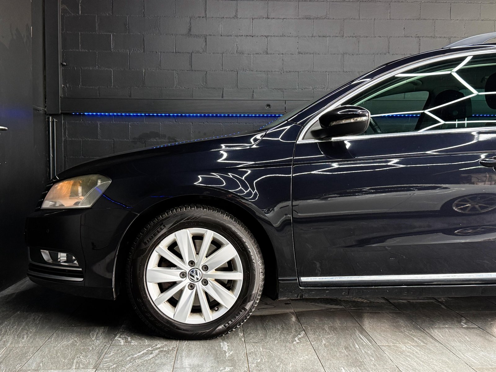 VW Passat Variant 2.0 TDI BMT Highline DSG *AHK*, Diesel, Second hand / Used, Automatic - 4