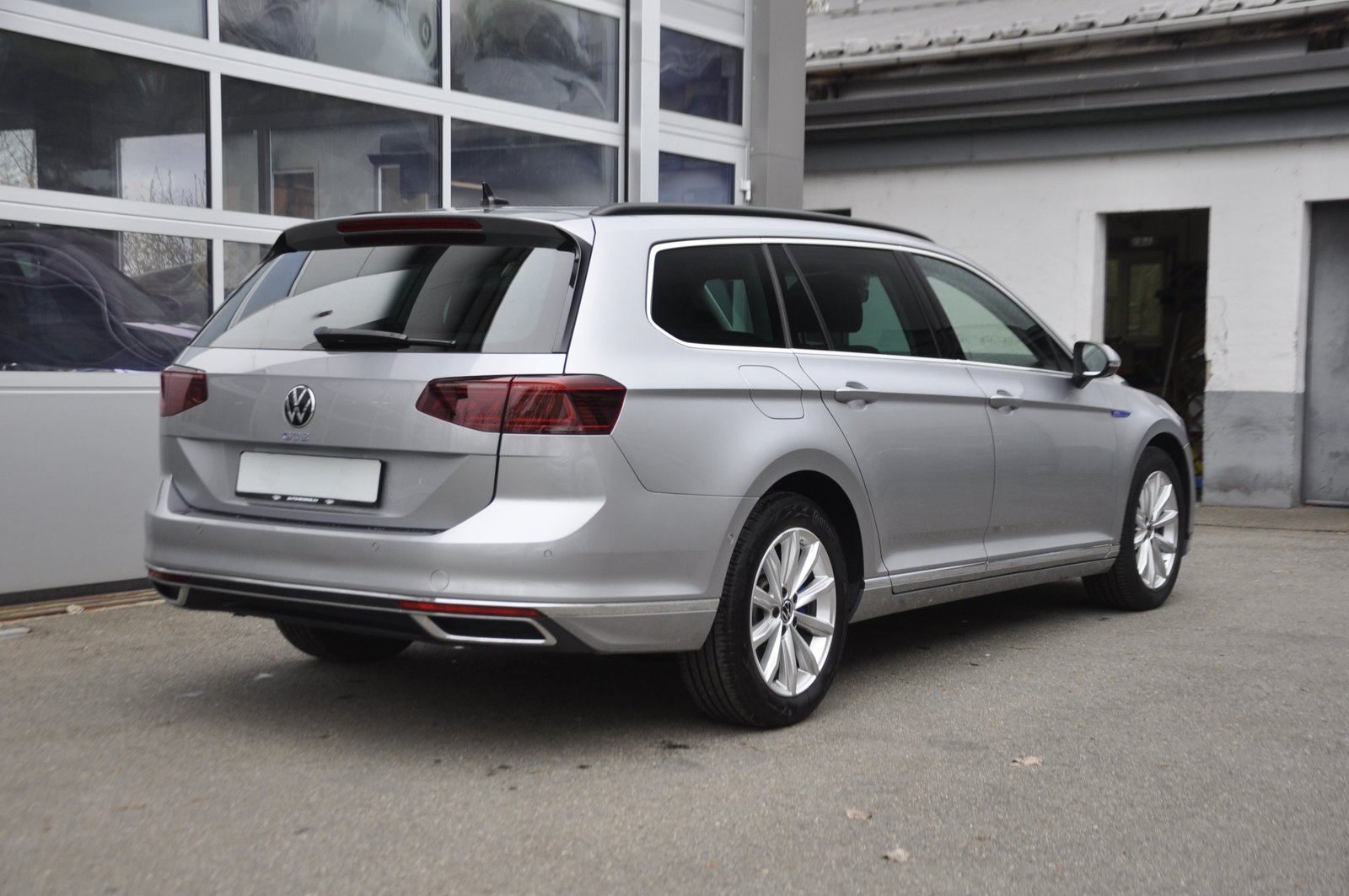 VW Passat Variant 1.4 TSI GTE Hybrid DSG I Anhängerkupplung, Plug-in-Hybrid Benzina/Elettrica, Occasioni / Usate, Automatico - 3