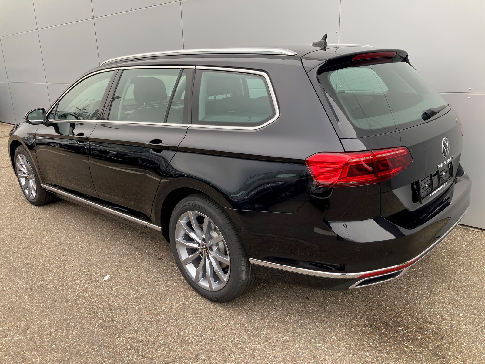 VW Passat Variant Elegance, Diesel, Occasioni / Usate, Automatico - 4